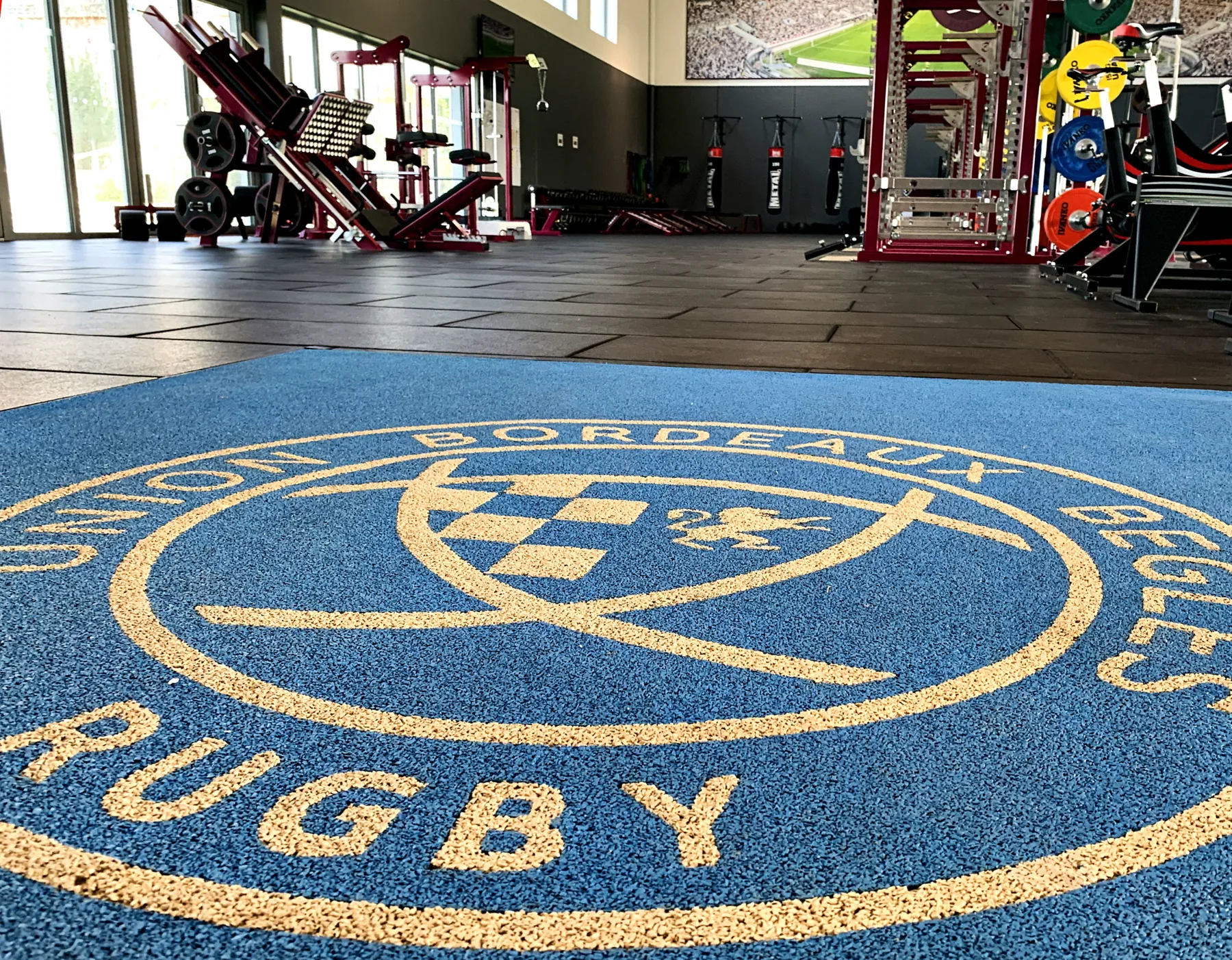 Salle de préparation physique de l’Union Bordeaux Bègles aménagée par Sport Équipement