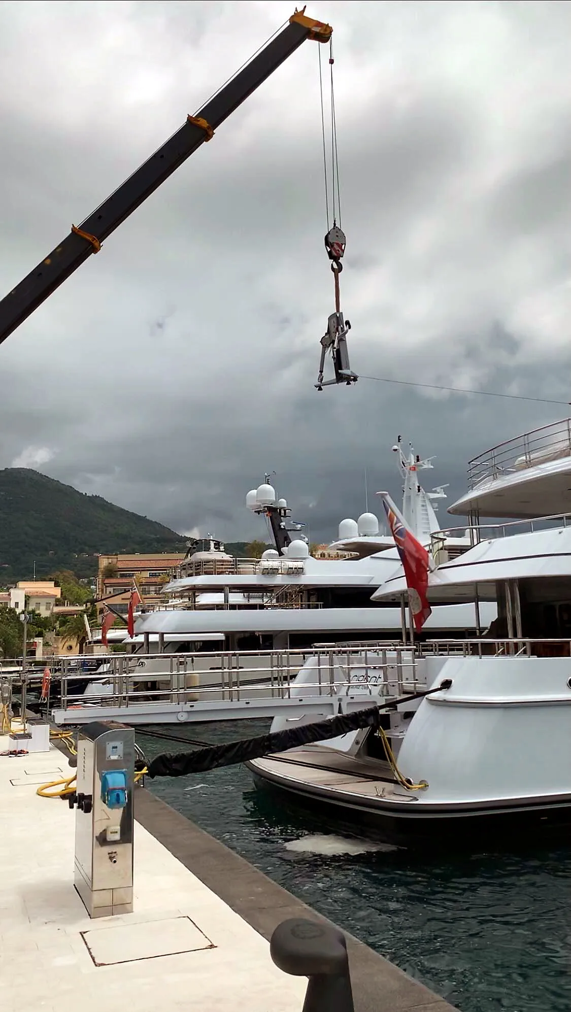 Livraison technique à bord du yacht Trident